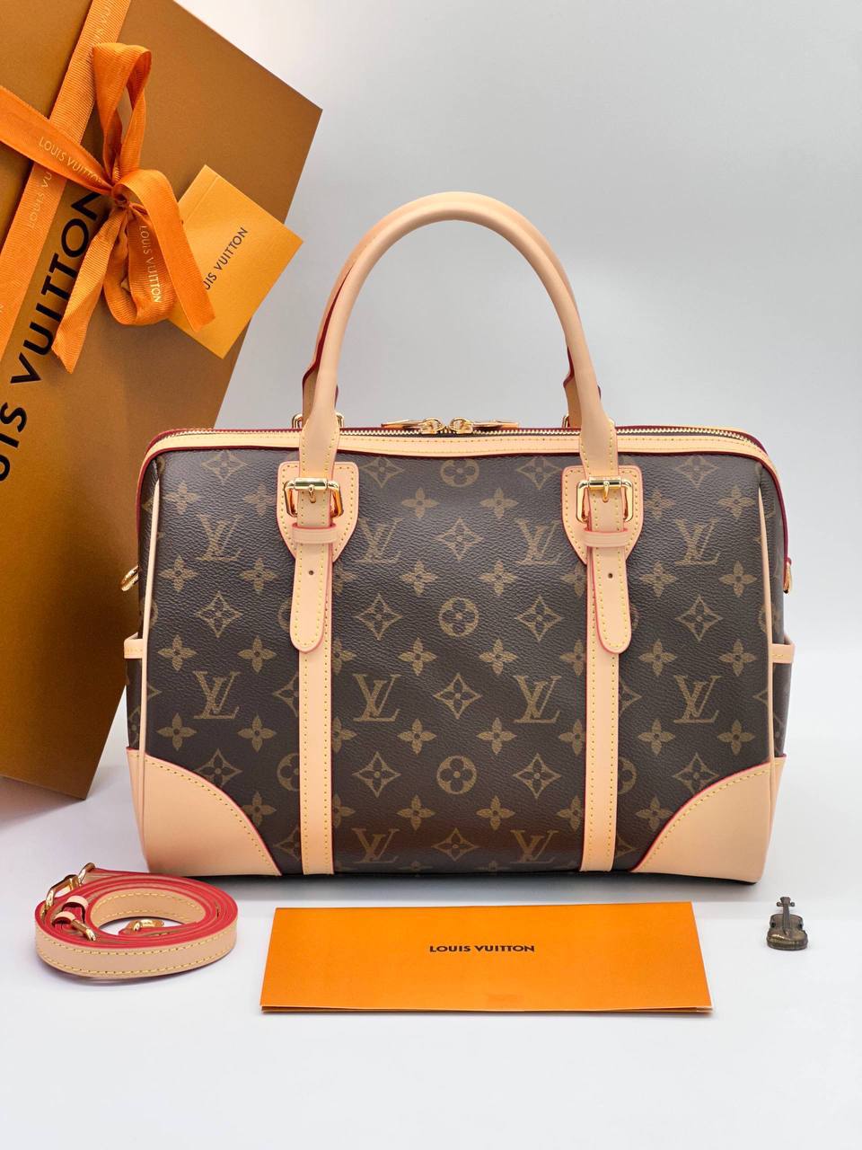 Сумка Louis Vuitton 4