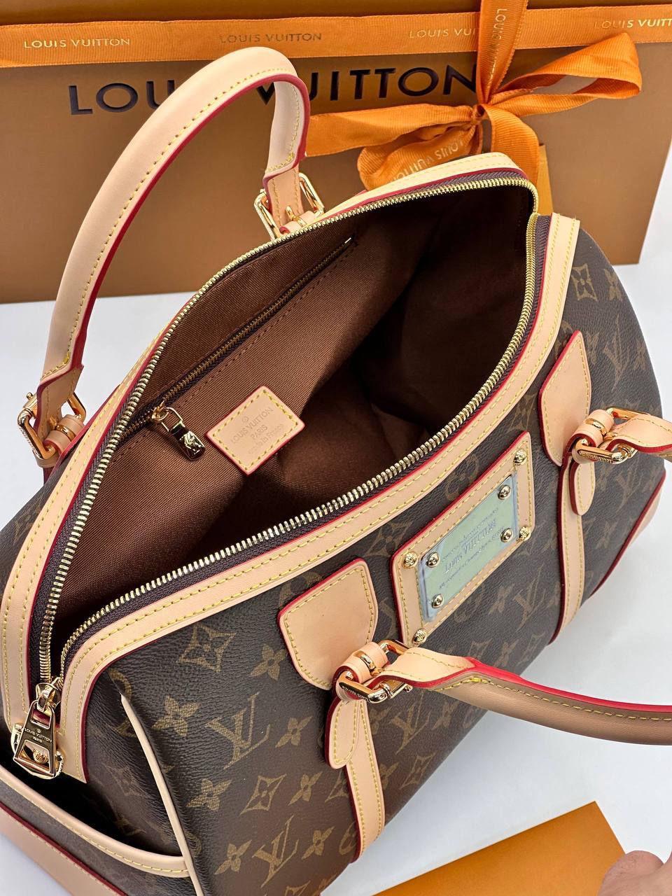 Сумка Louis Vuitton 8