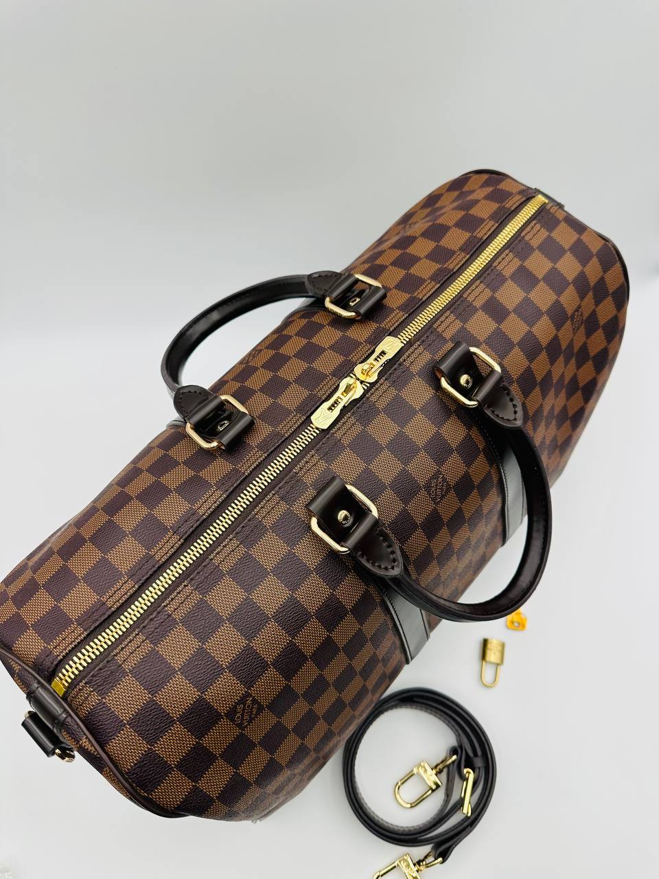 Сумка Louis Vuitton 4
