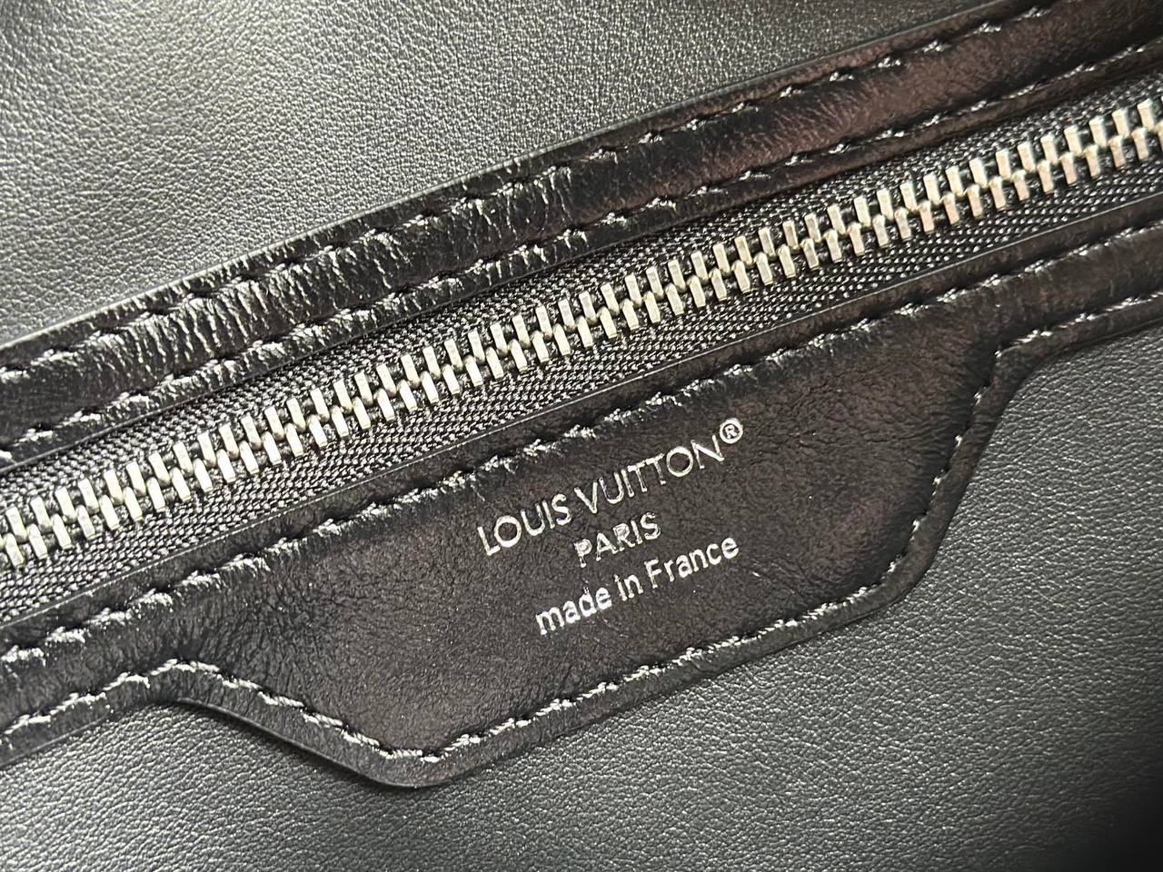Сумка Louis Vuitton 9