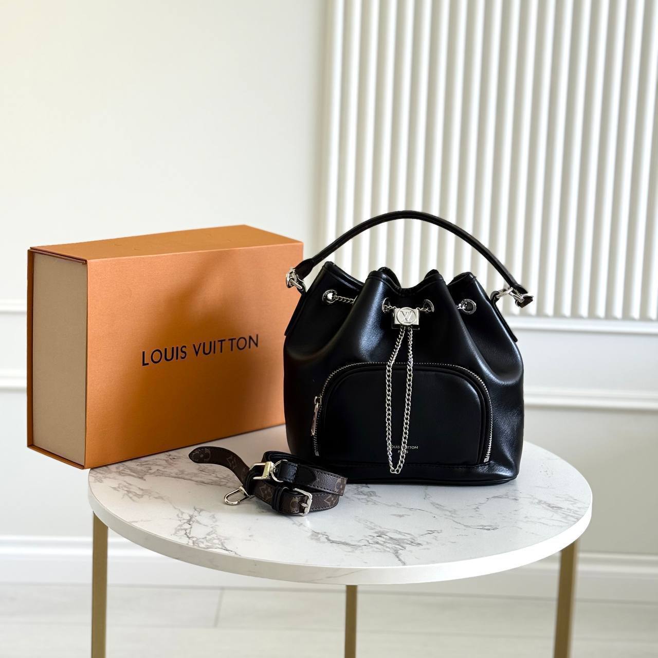 Сумка Louis Vuitton 1