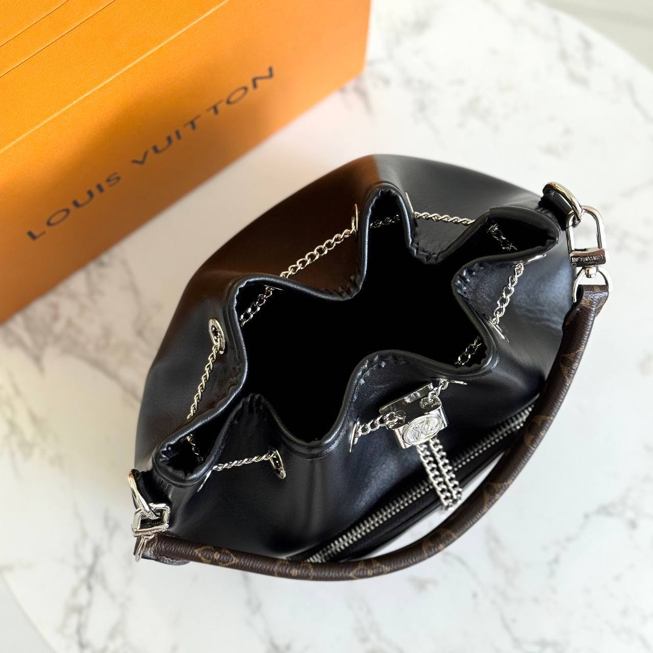 Сумка Louis Vuitton 9