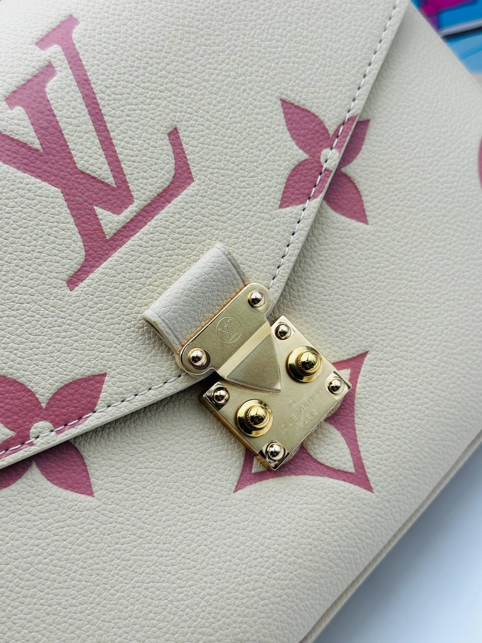 Клатч Louis Vuitton 5
