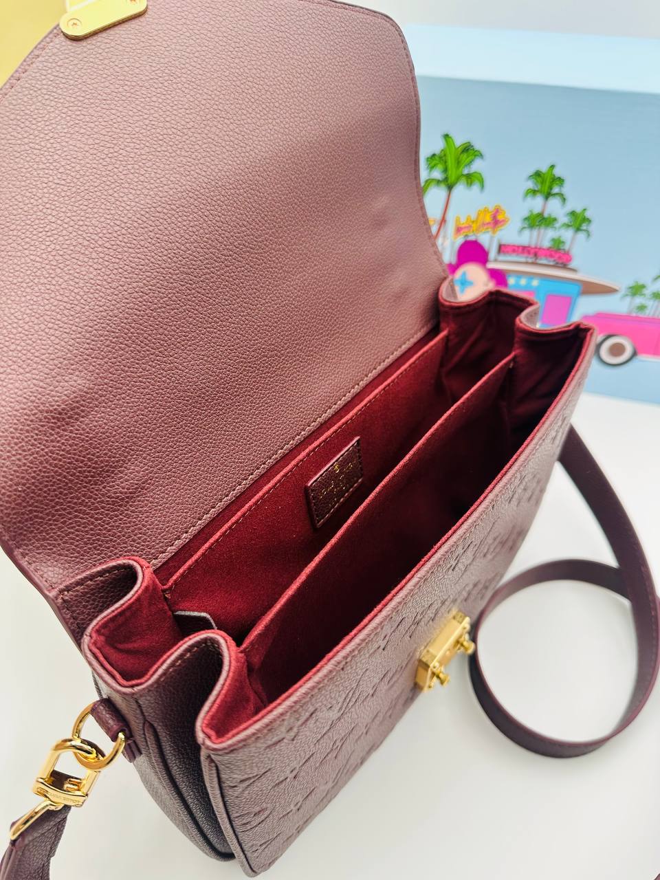 Клатч Louis Vuitton 8