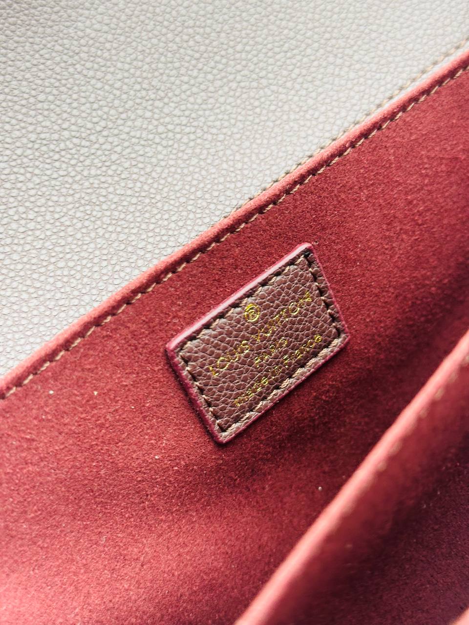 Клатч Louis Vuitton 9