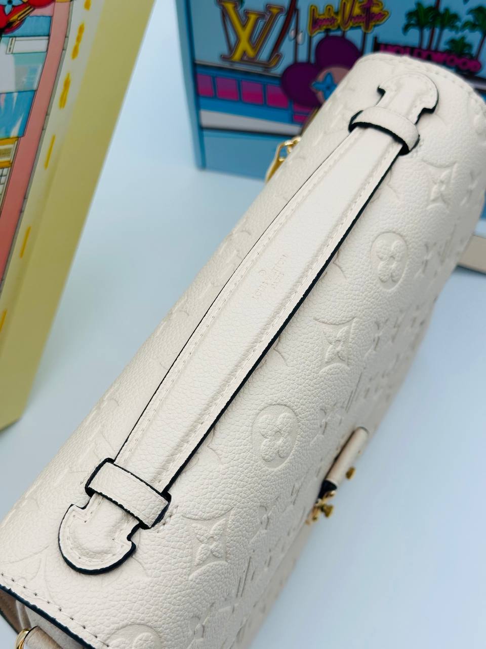 Клатч Louis Vuitton 6