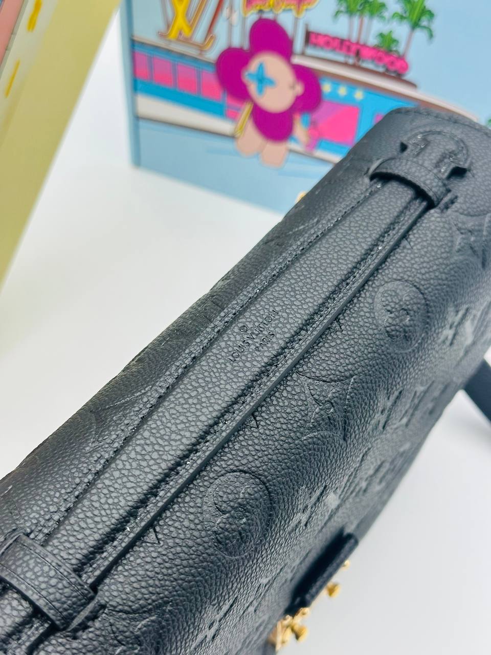 Клатч Louis Vuitton 6