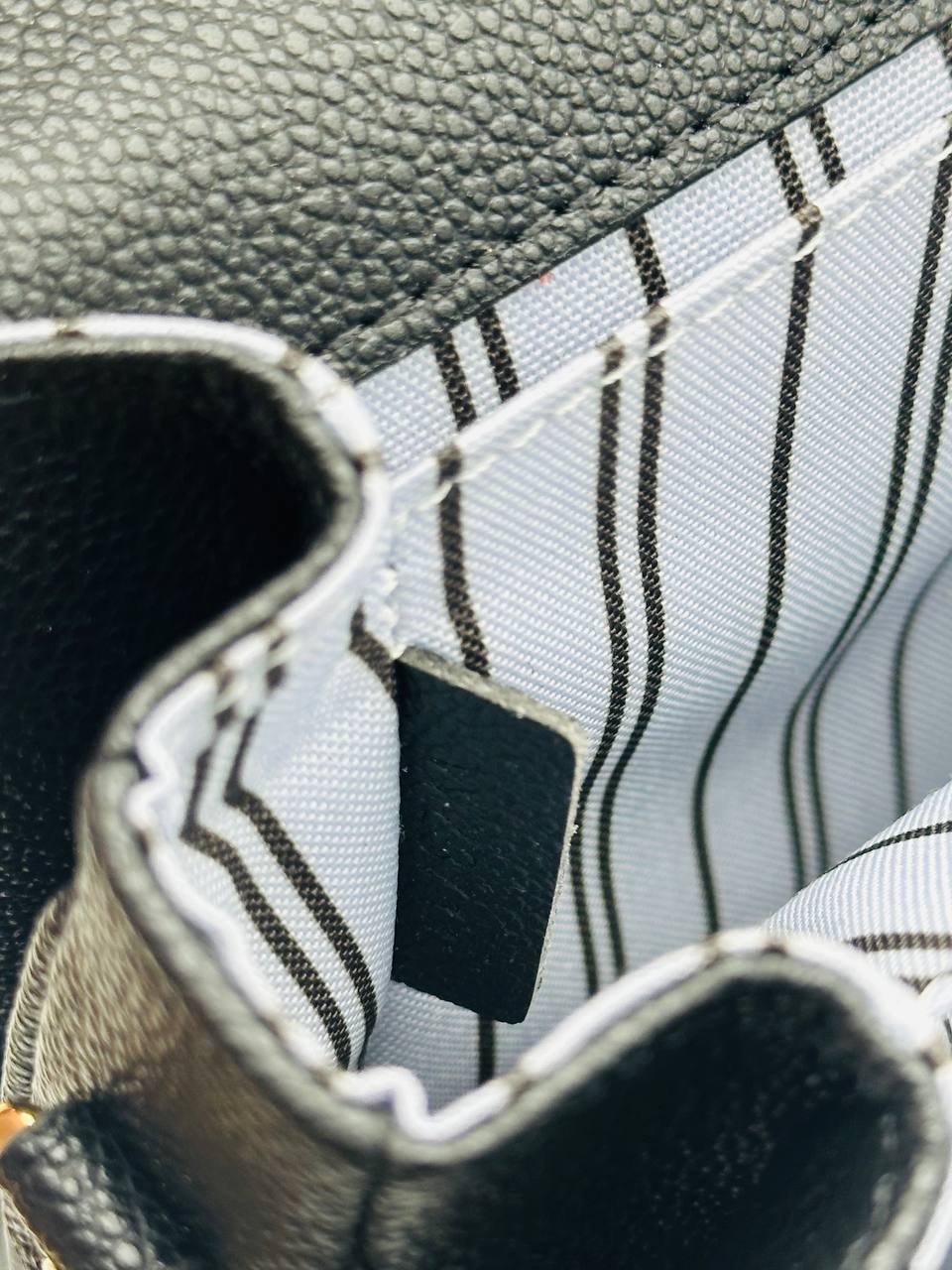 Клатч Louis Vuitton 8
