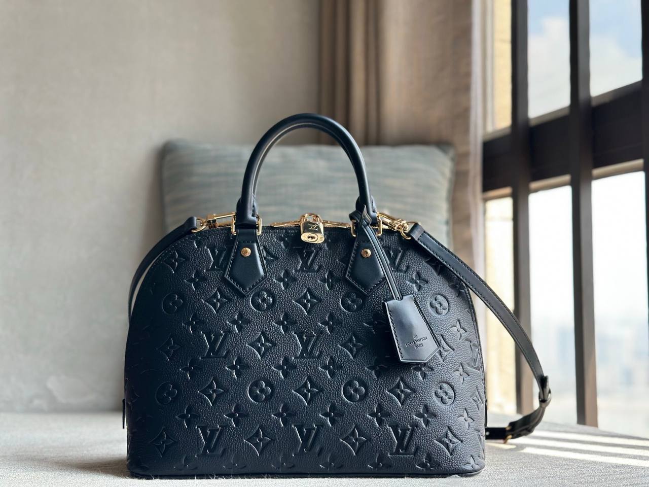 Сумка Louis Vuitton 1