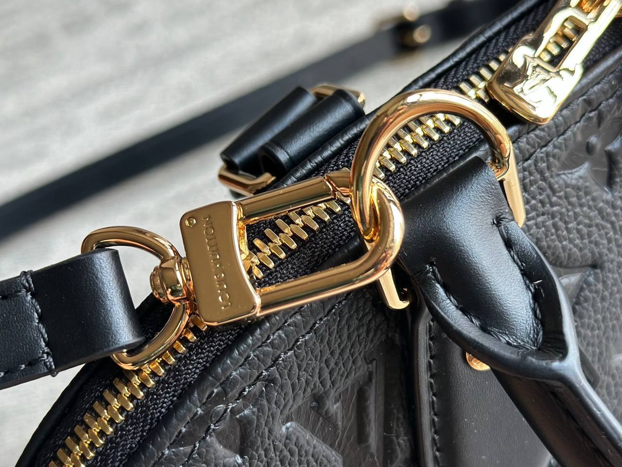Сумка Louis Vuitton 4
