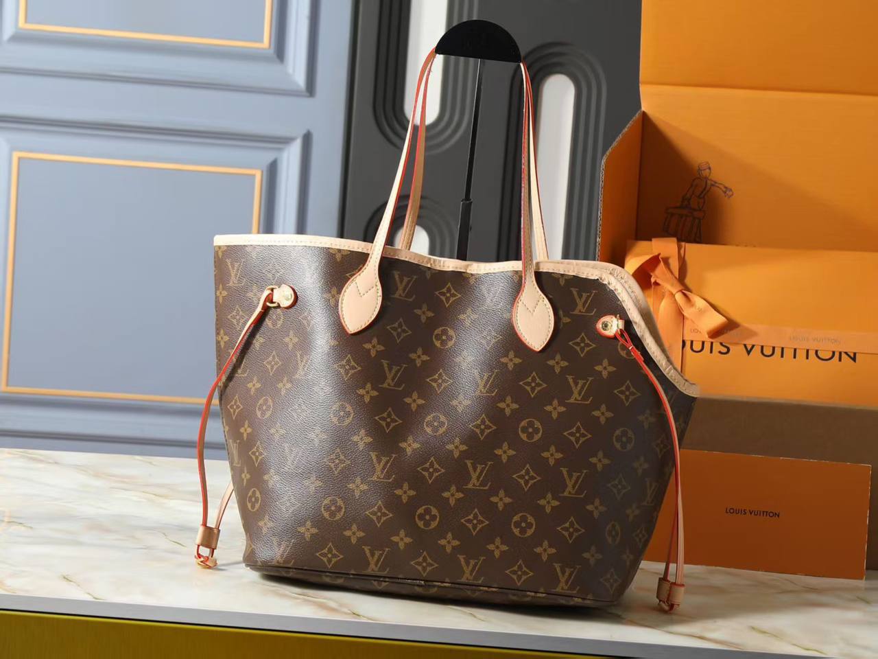 Сумка Louis Vuitton