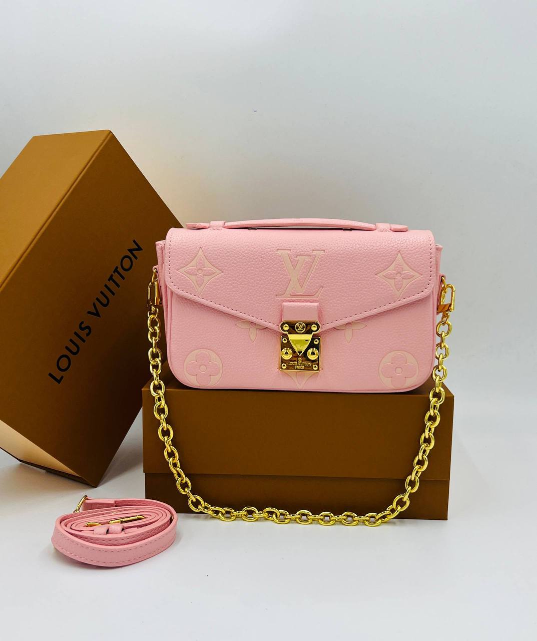 Клатч Louis Vuitton 7