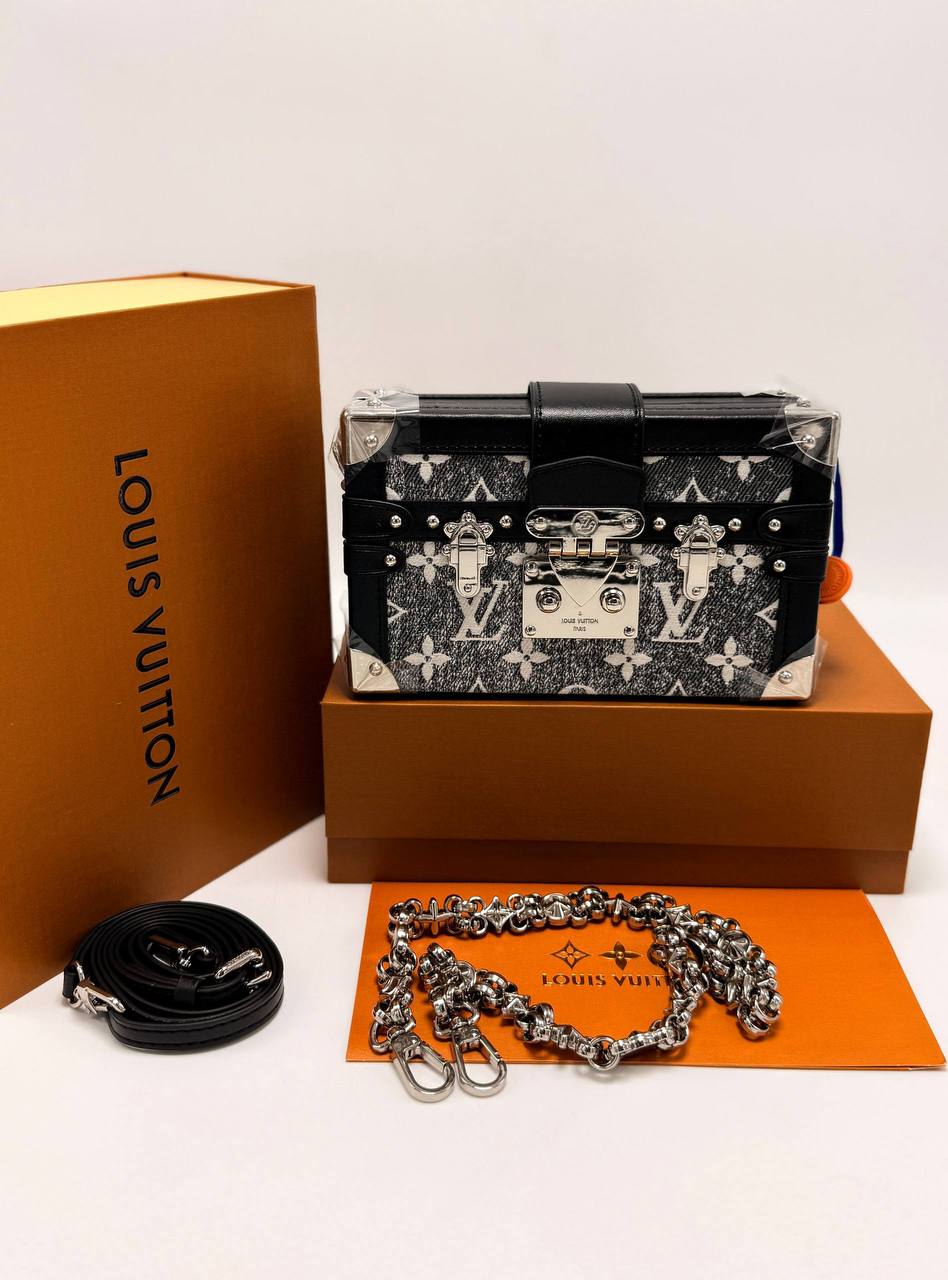 Сумка Louis Vuitton