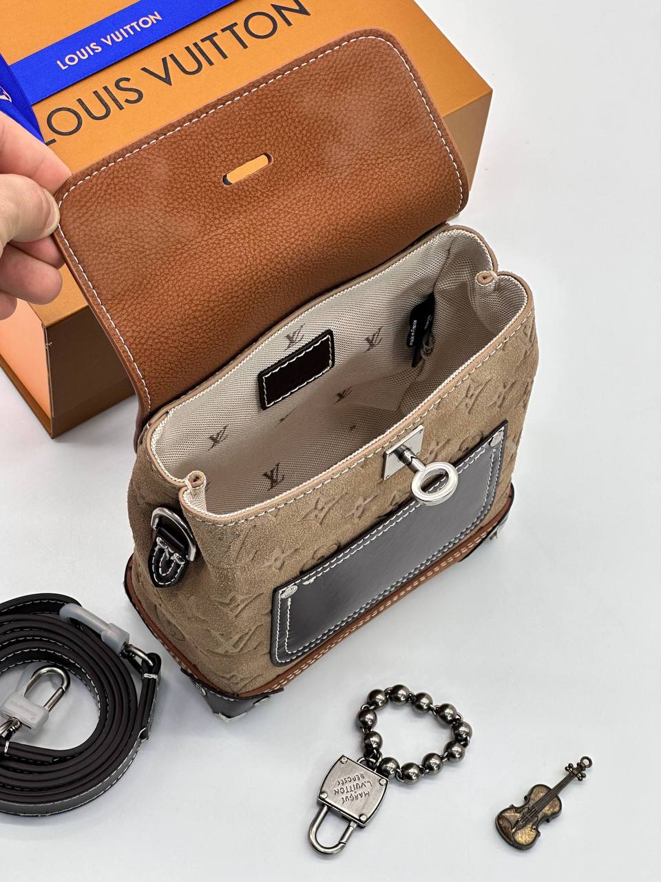 Сумка Louis Vuitton 6
