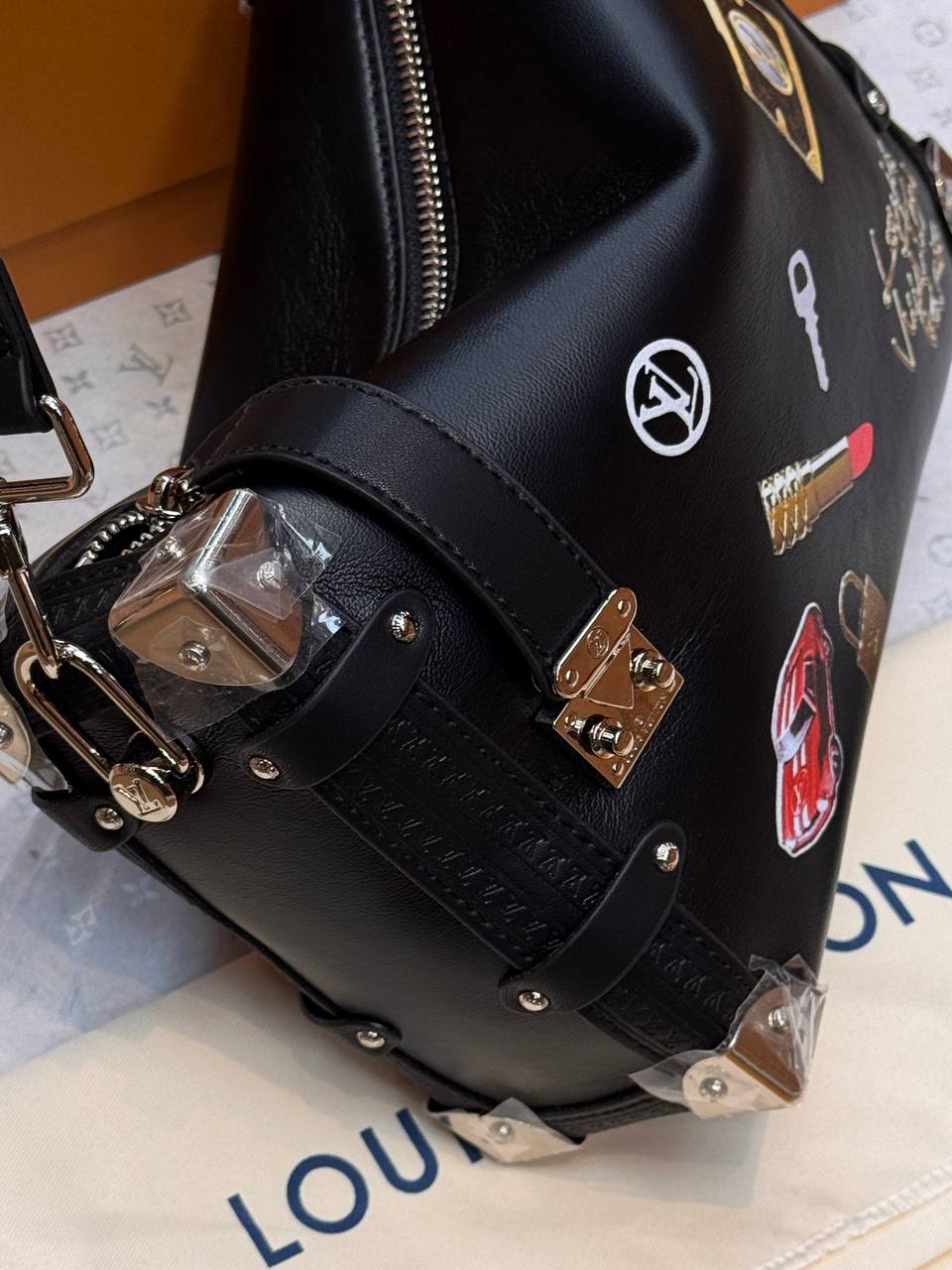Сумка Louis Vuitton 4