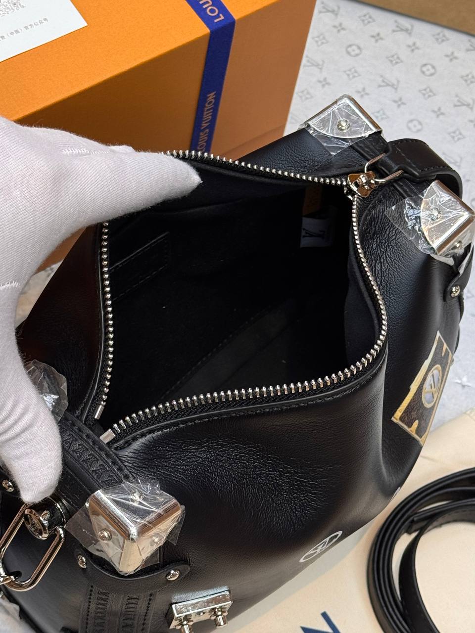 Сумка Louis Vuitton 8