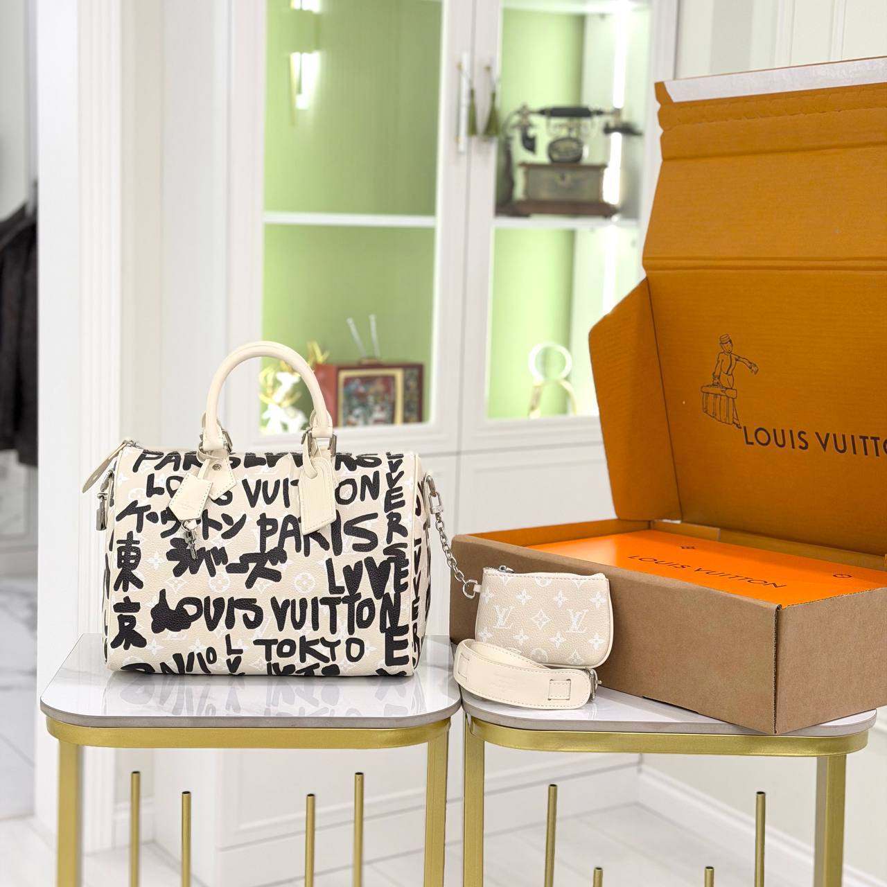 Сумка Louis Vuitton Speedy P9 Bandouliere 30 Scribble 4