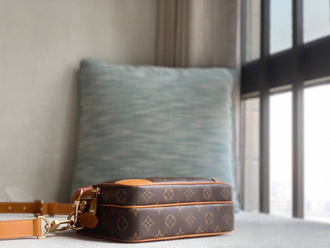 Сумка Louis Vuitton 4