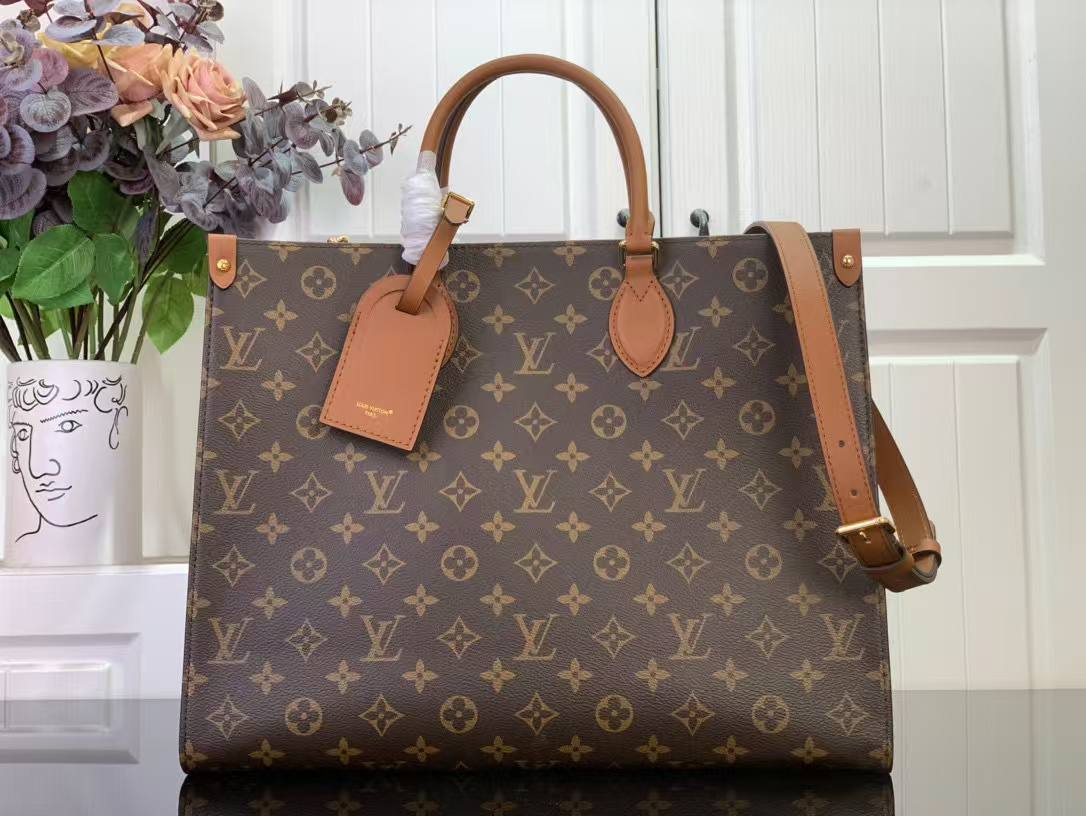 Monogram lv