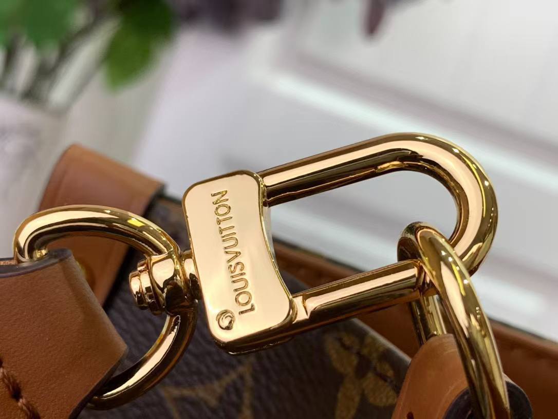 Сумка Louis Vuitton 4