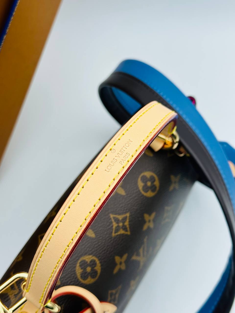 Сумка Louis Vuitton 8
