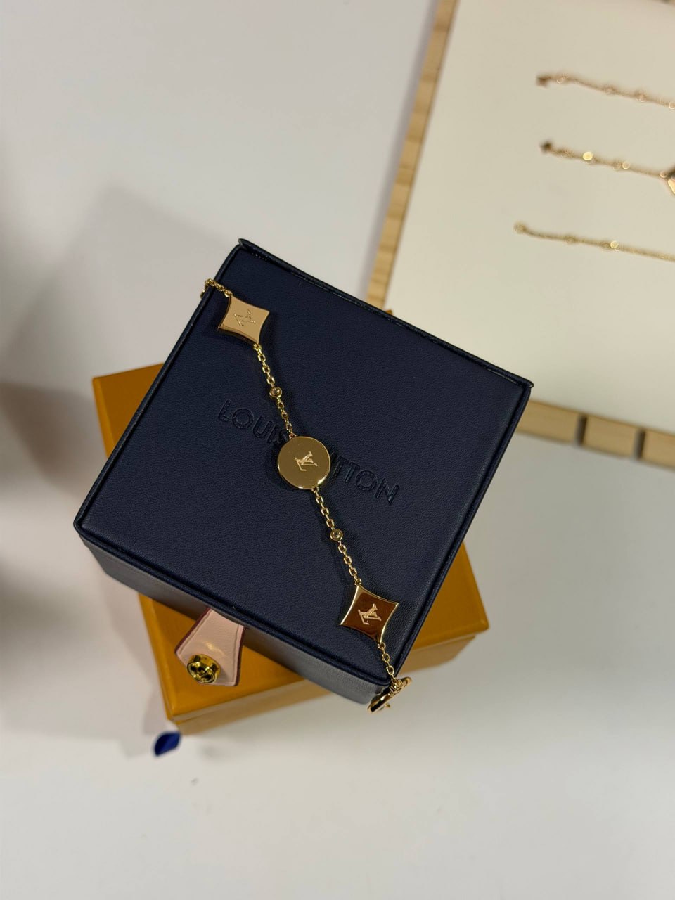 Браслет Louis Vuitton 4