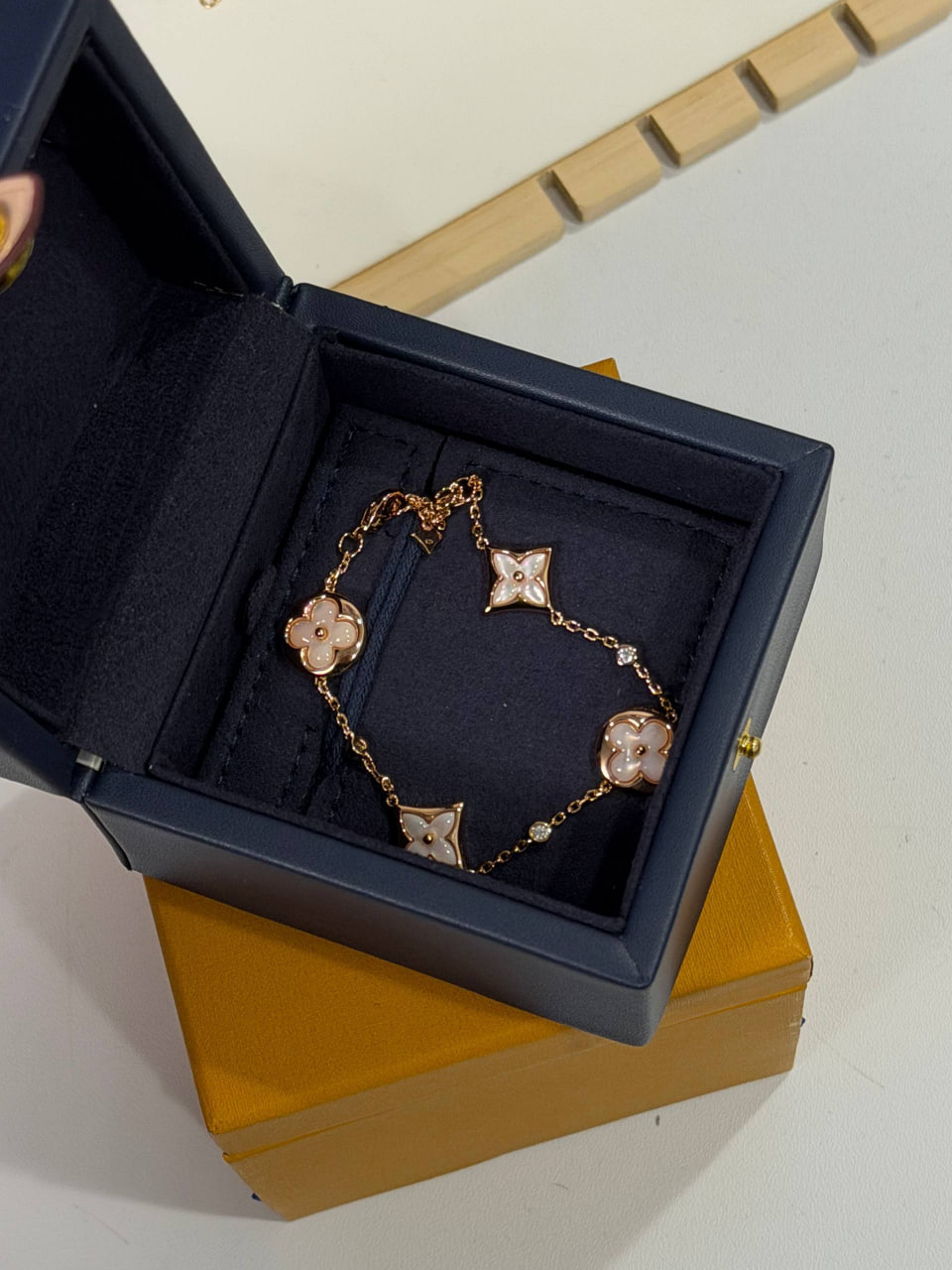 Браслет Louis Vuitton 2