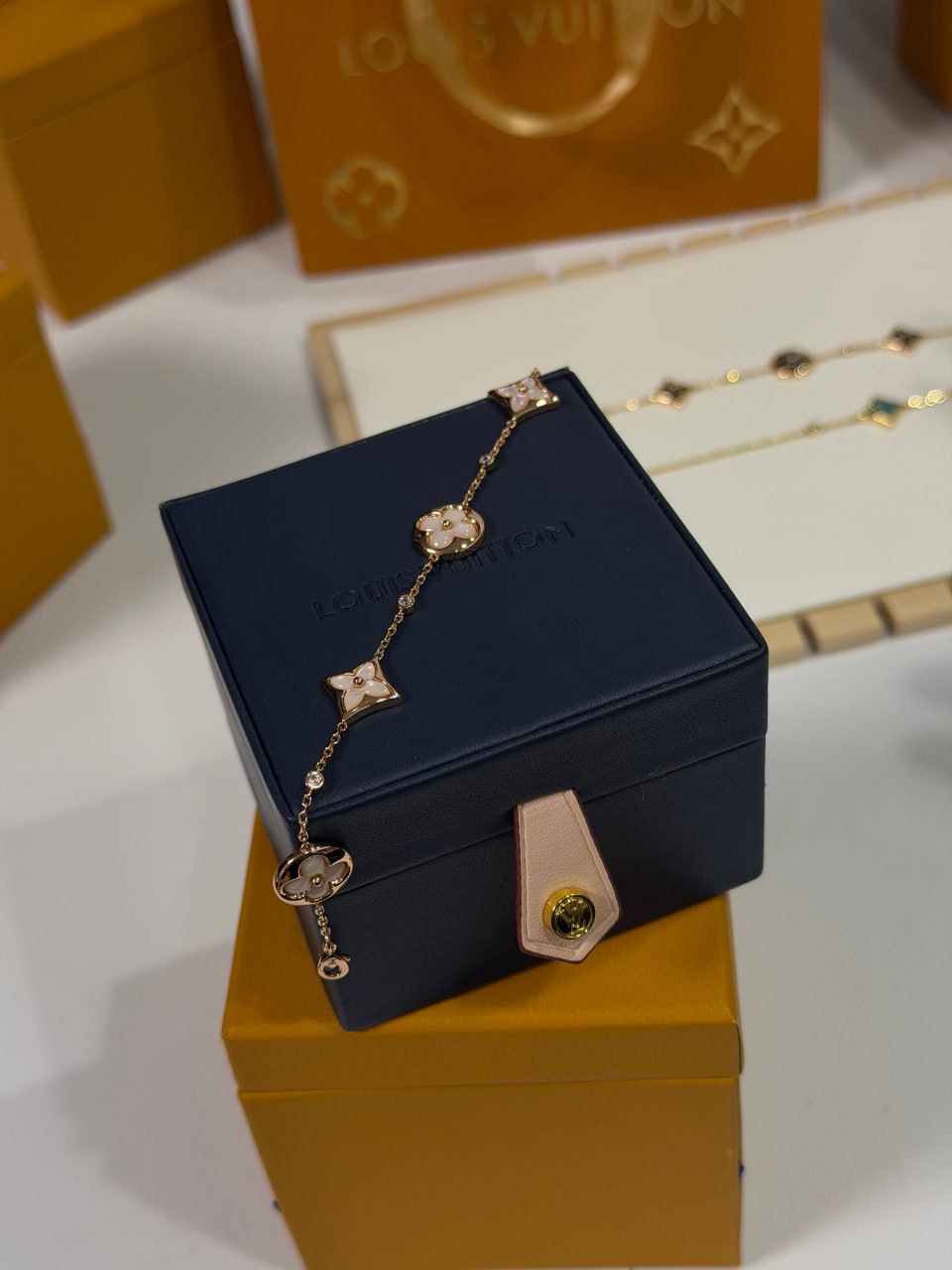 Браслет Louis Vuitton 4