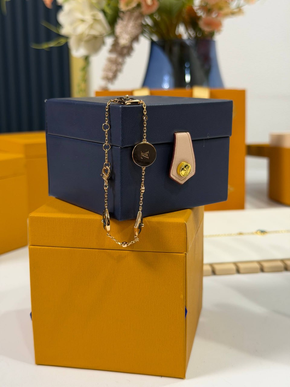Браслет Louis Vuitton 4