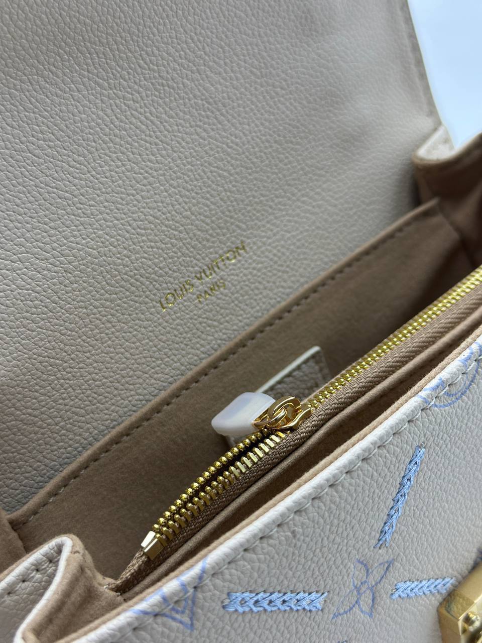 Клатч Louis Vuitton 5