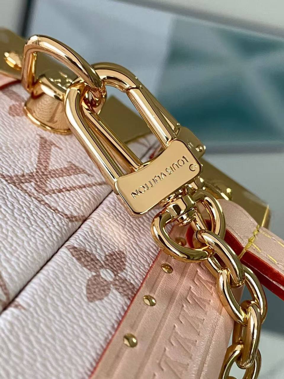 Сумка Louis Vuitton 4