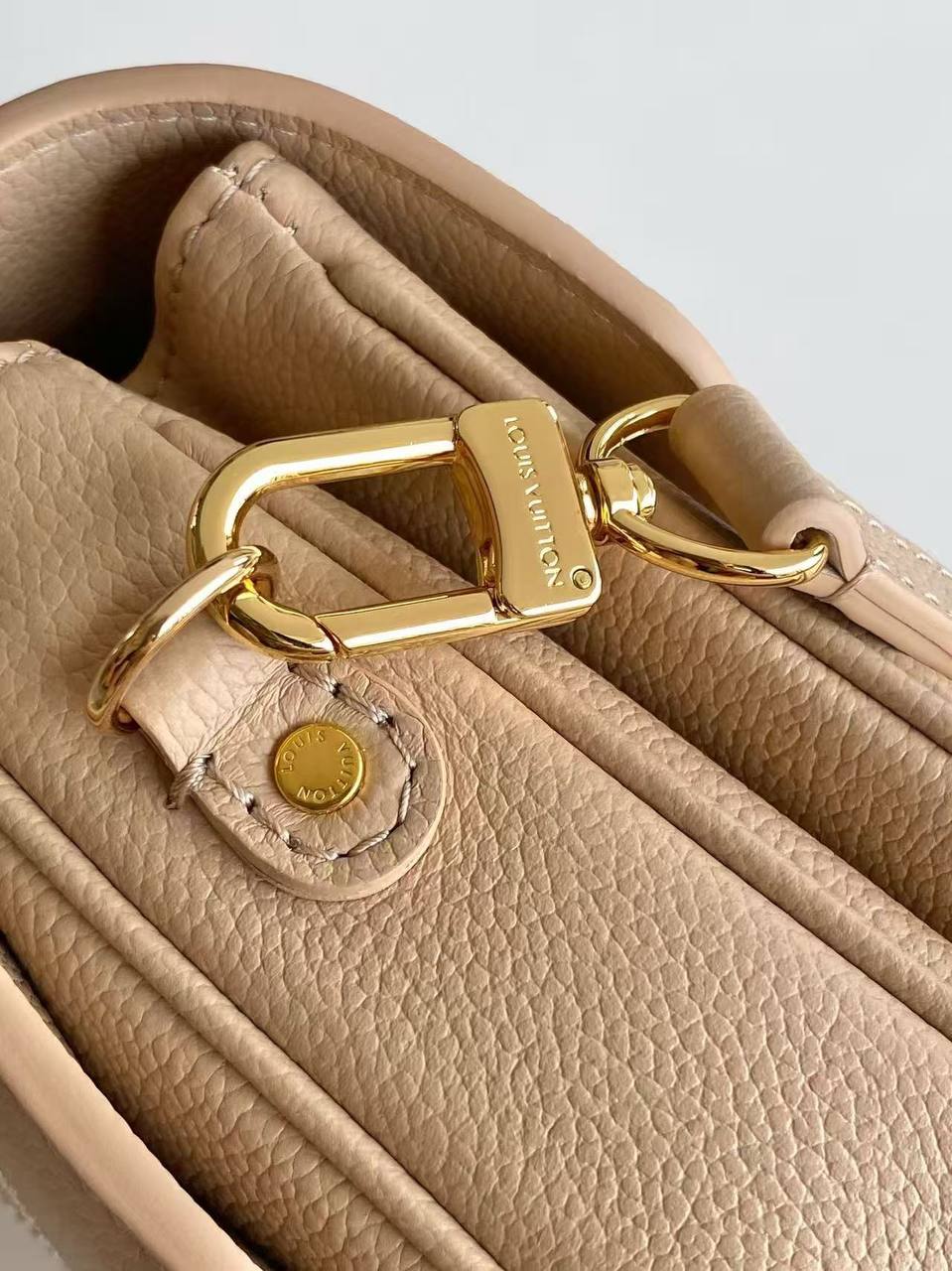 Клатч Louis Vuitton 6