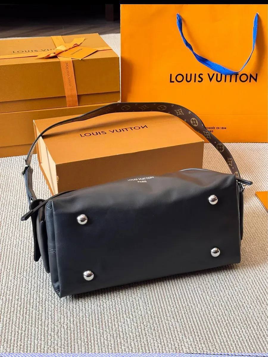 Сумка Louis Vuitton CarryAll Cargo Vibe MM 8