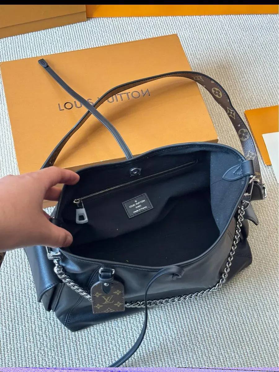 Сумка Louis Vuitton CarryAll Cargo Vibe MM 9