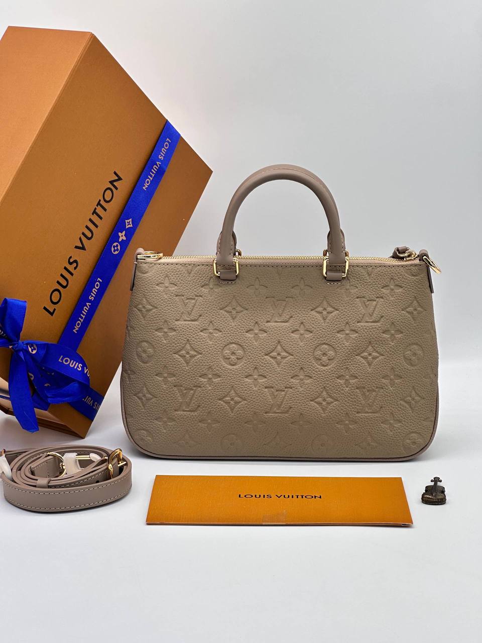 Сумка Louis Vuitton 4