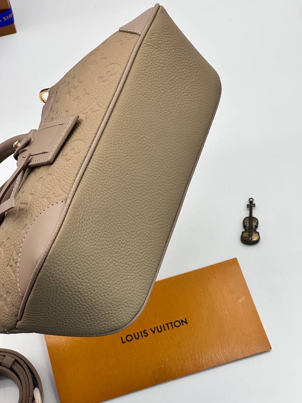 Сумка Louis Vuitton 5
