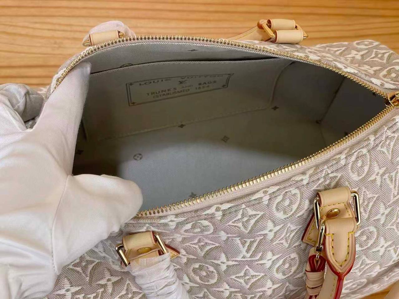 Сумка Louis Vuitton 10