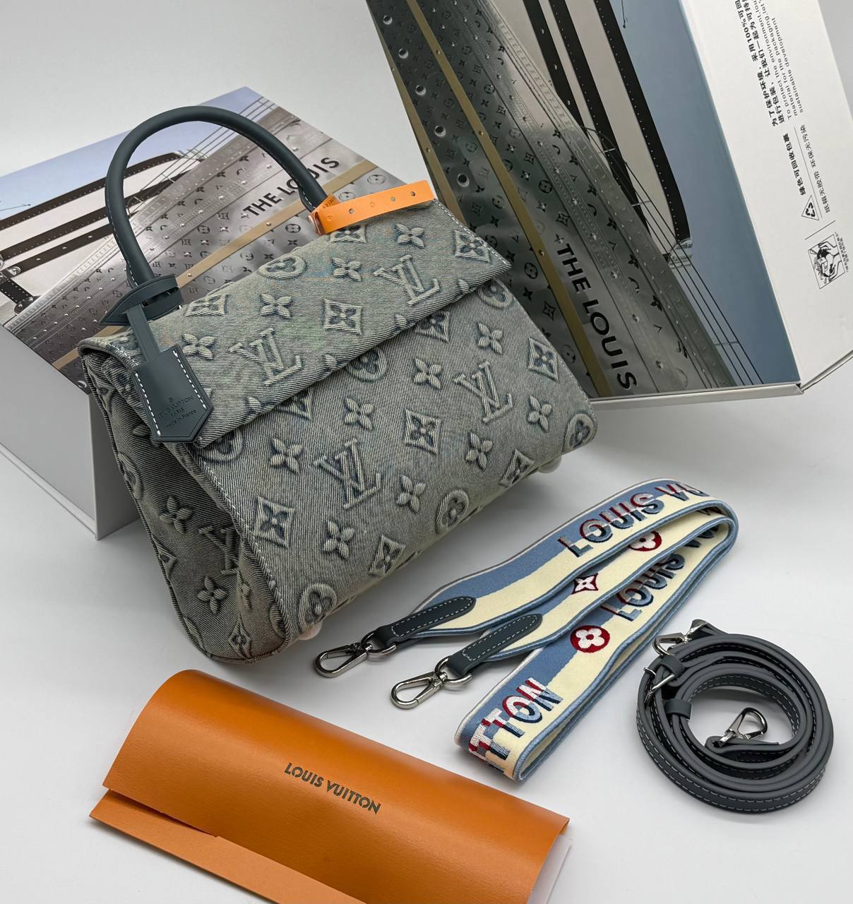 Сумка Louis Vuitton 2