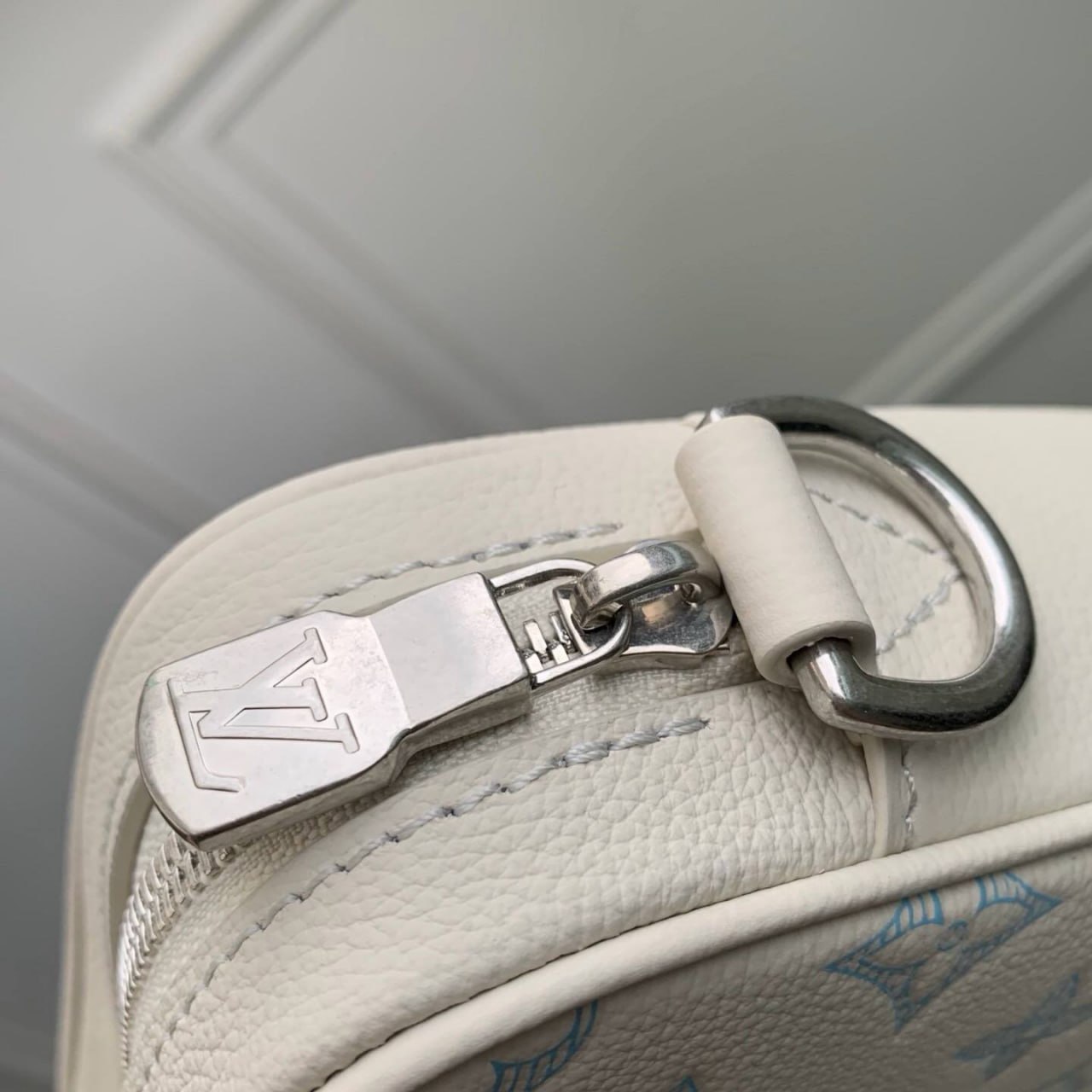 Сумка Louis Vuitton 4