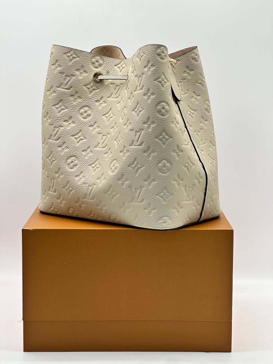Сумка Louis Vuitton 4