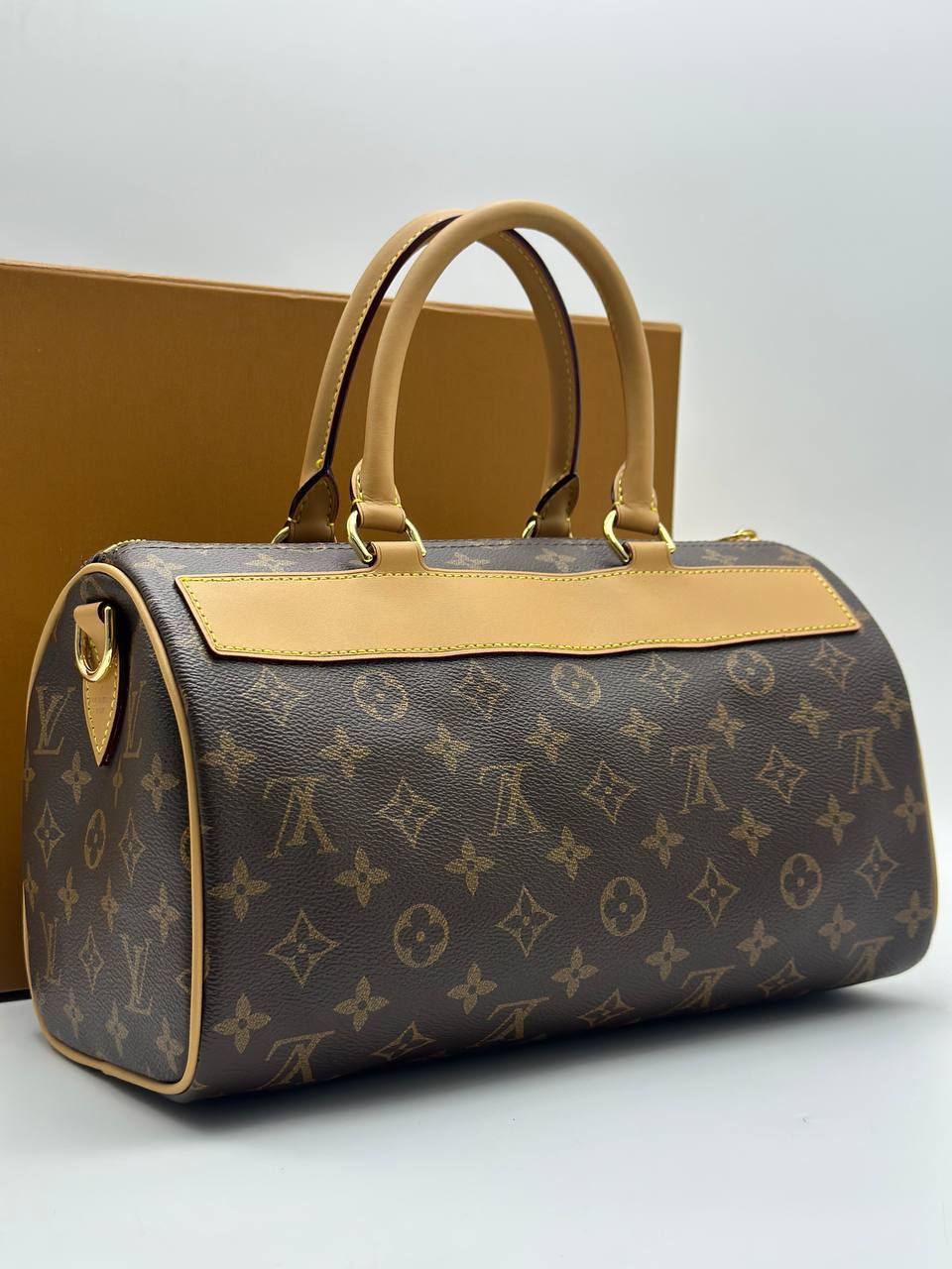 Сумка Louis Vuitton 4