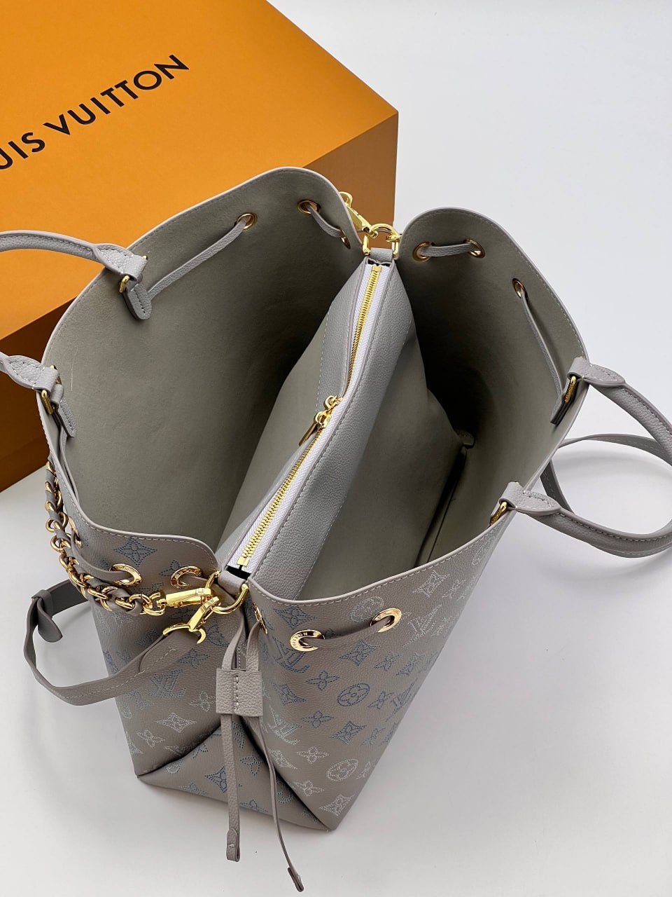 Сумка Louis Vuitton 12