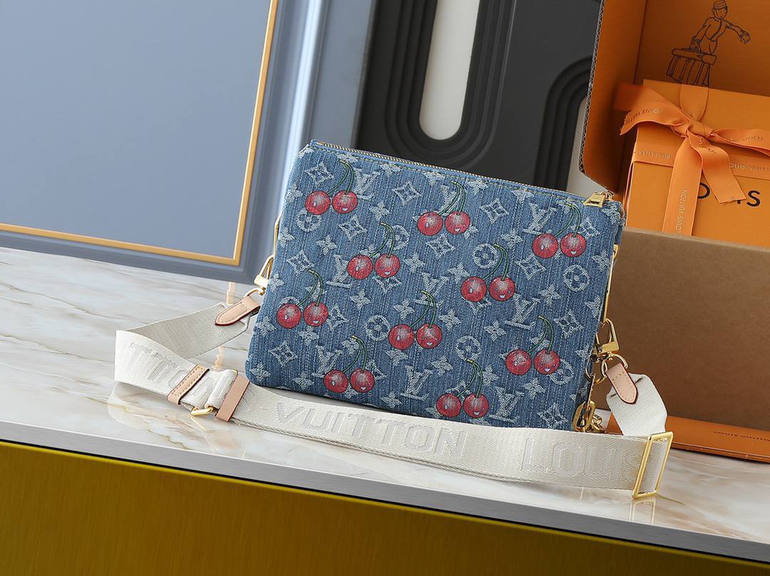 Сумка Louis Vuitton 4
