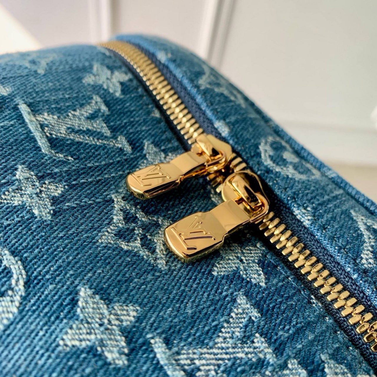 Сумка Louis Vuitton 4