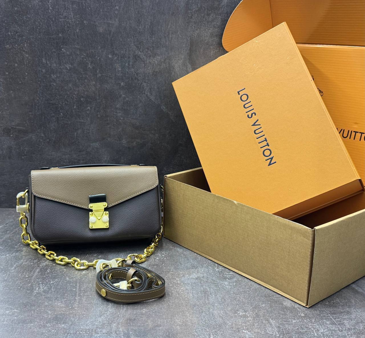 Сумка Louis Vuitton