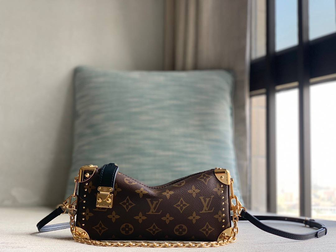 Сумка Louis Vuitton