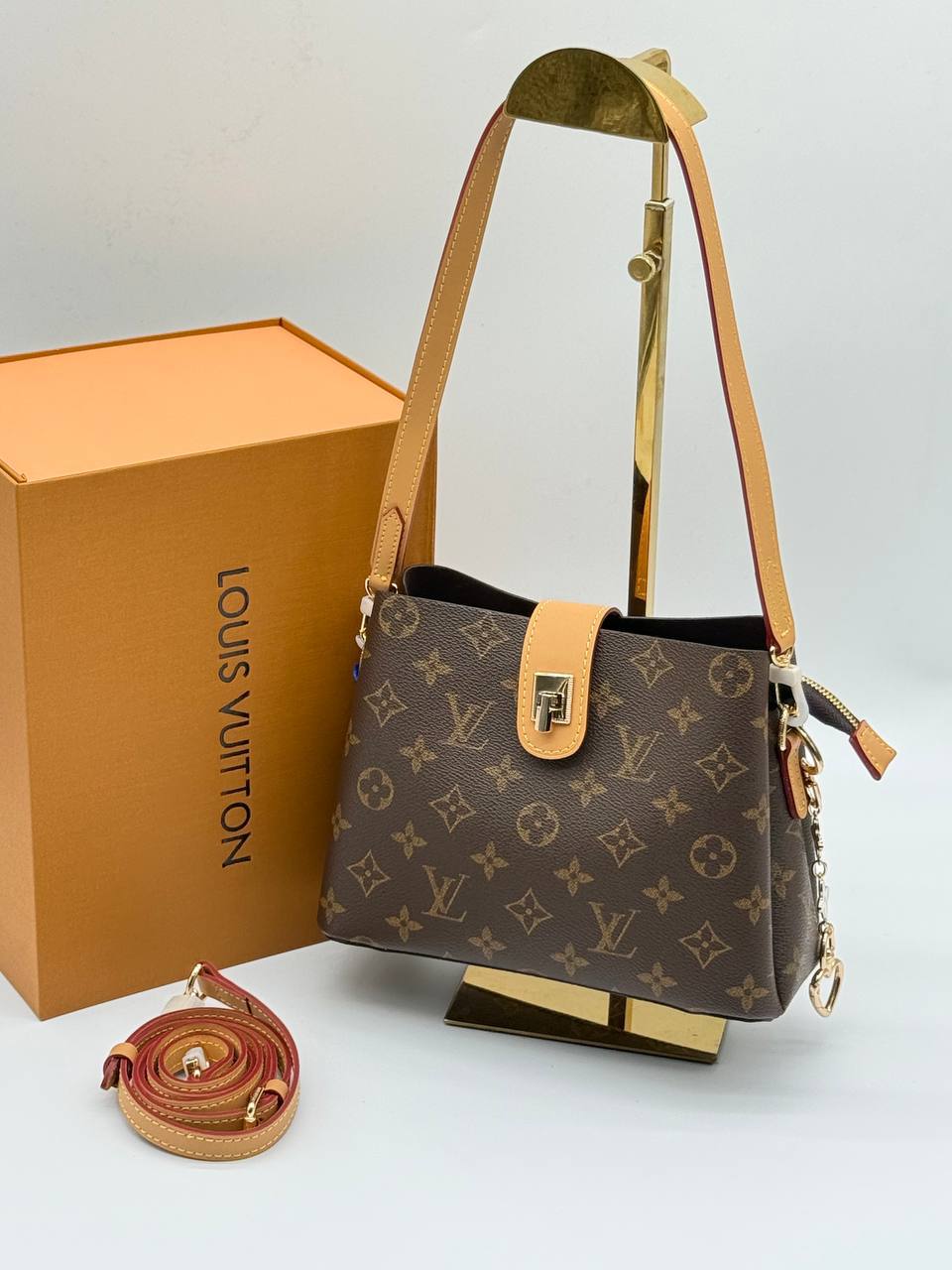 Сумка Louis Vuitton