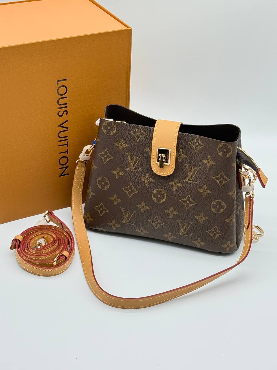 Сумка Louis Vuitton 3