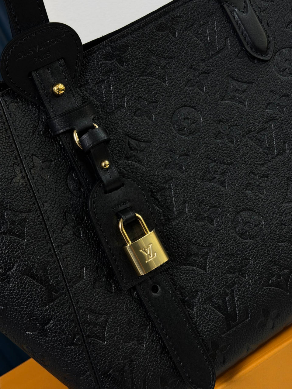 Сумка Louis Vuitton 4