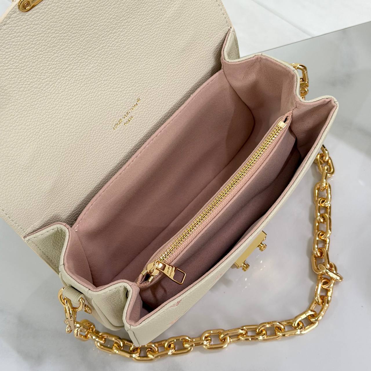 Клатч Louis Vuitton 7